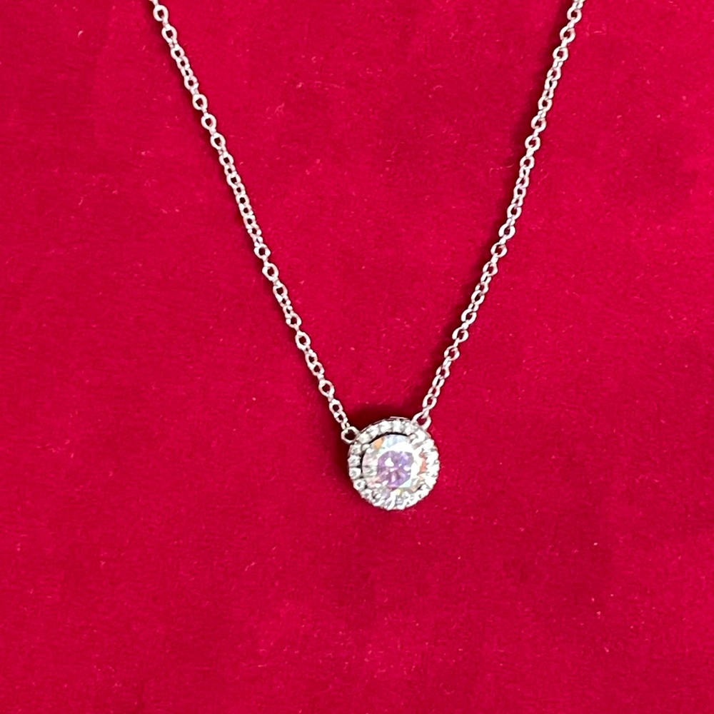 JCL CZ Pendant Necklace 20-22" 925
Sterling Silver Iridescent Center Stone EUC